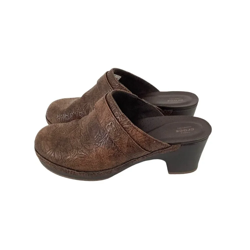 Crocs Sarah Tooled Clog Brown Triple Comfort Slip On Shoes 203911 Women’s Sz 7 W - Picture 6 of 8